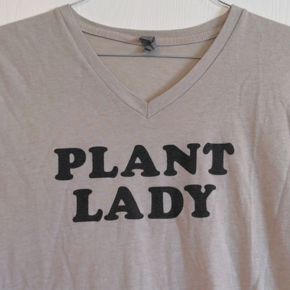 comfy "plant lady" tee shirt